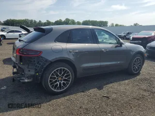 2018 Porsche Macan with VIN WP1AA2A56JLB18401, listed as a Copart auction lot 62336925 with 65,178 mi miles and Salvage title. Bid and sale history available at DreamBid. Image 3.