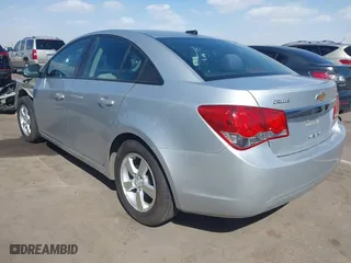 2014 Chevrolet Cruze LS with VIN 1G1PA5SH5E7174424, listed as a IAAI auction lot 41696133 with 126,802 mi miles. Bid and sale history available at carsss.com. Image 3.
