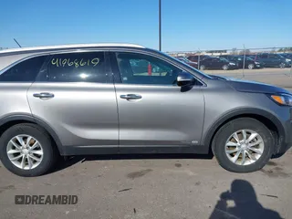 2016 Kia Sorento LX with VIN 5XYPGDA58GG178903, listed as a IAAI auction lot 41968619 with 146,853 mi miles and . Bid and sale history available at carsss.com. Image 13.