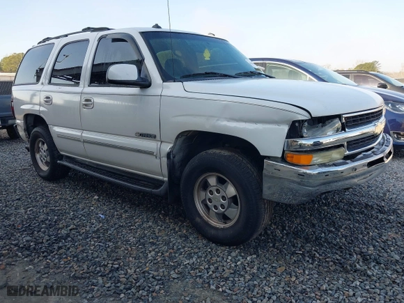 2003 Chevrolet Tahoe LS with VIN 1GNEC13Z83J321559, listed as a IAAI auction lot 41461500 with 180,756 mi miles. Bid and sale history available at carsss.com. Image 1.