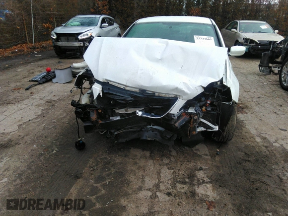 2013 Chrysler 200 Touring with VIN 1C3CCBBG0DN738176, listed as a IAAI auction lot 35724665 with 104,509 mi miles. Bid and sale history available at carsss.com. Image 6.