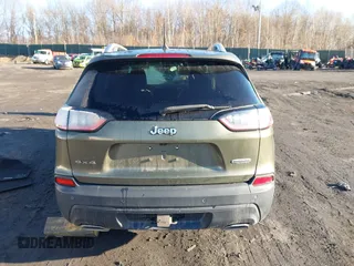 2019 Jeep Cherokee Latitude Plus с VIN 1C4PJMLX0KD123482, выставлен на аукционе IAAI как лот 41824300 с пробегом 71 119 миль миль и . История ставок и продаж доступна на DreamBid. Изображение 16.