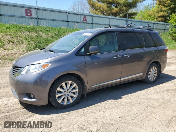 2015 Toyota Sienna Limited z VIN 5TDDK3DCXFS114353, wystawiony jako Copart lot #54853855 z przebiegiem 162 633 mil mil oraz Tytuł czysty. Historia ofert i sprzedaży dostępna na DreamBid. Obrazek 1.