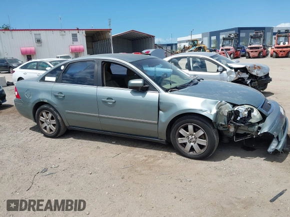 2005 Ford Five Hundred SEL z VIN 1FAFP241X5G118341, wystawiony jako IAAI lot #42012730 z przebiegiem Nie podano mil oraz . Historia ofert i sprzedaży dostępna na DreamBid. Obrazek 12.