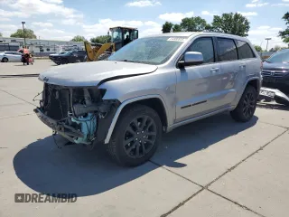 2020 Jeep Grand Cherokee North with VIN 1C4RJFAGXLC379191, listed as a Copart auction lot 54880835 with 42,658 mi miles and Salvage title. Bid and sale history available at DreamBid. Image 1.