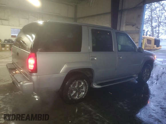 2000 GMC Denali z VIN 1GKEK13R9YR104210, wystawiony jako Copart lot #85599964 z przebiegiem 1 548 394 mil mil oraz Szkoda całkowita • Salvage title. Historia ofert i sprzedaży dostępna na DreamBid. Obrazek 3.