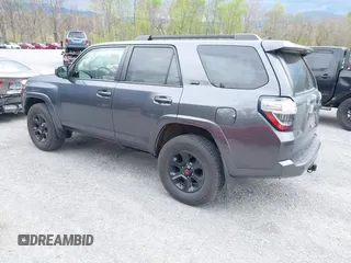 2021 Toyota 4Runner SR5 with VIN JTEMU5JR8M5855842, listed as a IAAI auction lot 42016331 with 87,455 mi miles and . Bid and sale history available at DreamBid. Image 3.