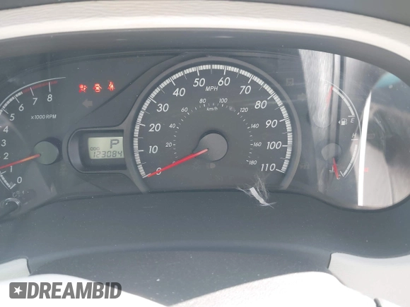 2014 Toyota Sienna LE AAS with VIN 5TDKK3DC4ES466642, listed as a IAAI auction lot 41978930 with 123,084 mi miles. Bid and sale history available at carsss.com. Image 7.