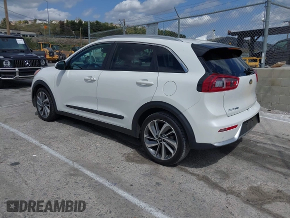 2017 Kia Niro Touring with VIN KNDCE3LC3H5070998, listed as a IAAI auction lot 41448651 with 54,760 mi miles. Bid and sale history available at carsss.com. Image 3.