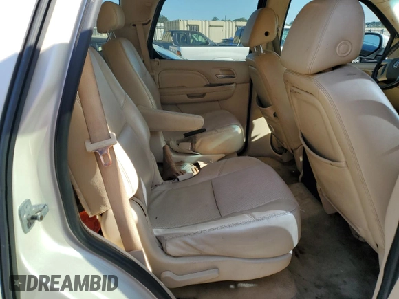 2007 Cadillac Escalade z VIN 1GYFK63887R245962, wystawiony jako Copart lot #52580555 z przebiegiem 180 182 mil mil oraz Szkody całkowita. Historia ofert i sprzedaży dostępna na DreamBid. Obrazek 11.