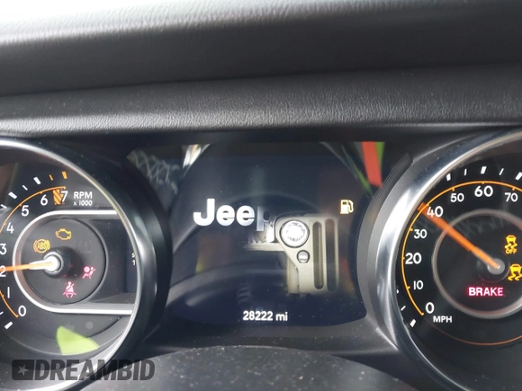 2022 Jeep Gladiator High Altitude z VIN 1C6HJTFG1NL164764, wystawiony jako IAAI lot #41727357 z przebiegiem 28 222 mil mil oraz . Historia ofert i sprzedaży dostępna na DreamBid. Obrazek 7.