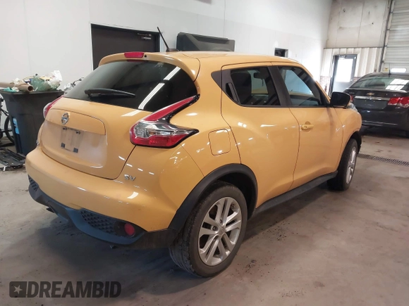 2015 Nissan Juke SV with VIN JN8AF5MR6FT509241, listed as a IAAI auction lot 41580123 with 92,743 mi miles. Bid and sale history available at carsss.com. Image 4.