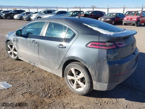 2011 Chevrolet Volt with VIN 1G1RD6E49BU101844, listed as a IAAI auction lot 41333980 with 152,276 mi miles. Bid and sale history available at carsss.com. Image 3.