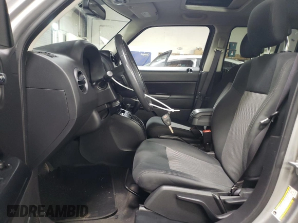 2014 Jeep Patriot Latitude with VIN 1C4NJPFB1ED767103, listed as a Copart auction lot 51844535 with 158,480 mi miles and Salvage title. Bid and sale history available at DreamBid. Image 7.