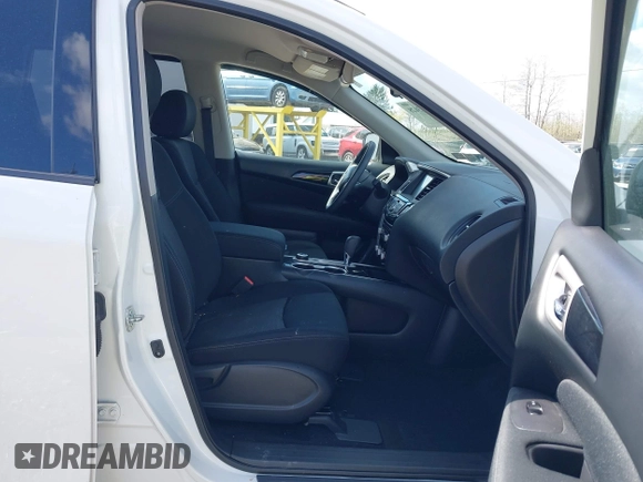 2017 Nissan Pathfinder SV z VIN 5N1DR2MM8HC683314, wystawiony jako IAAI lot #42013028 z przebiegiem 68 920 mil mil oraz . Historia ofert i sprzedaży dostępna na DreamBid. Obrazek 5.