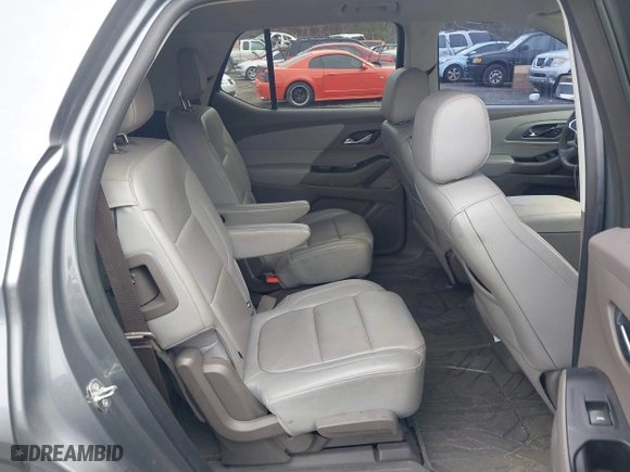 2018 Chevrolet Traverse LT Leather with VIN 1GNERHKW2JJ184968, listed as a IAAI auction lot 41467091 with 167,118 mi miles. Bid and sale history available at carsss.com. Image 8.