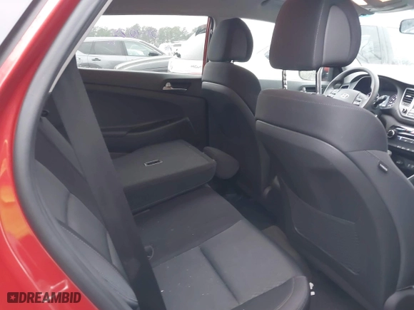 2016 Hyundai Tucson SE with VIN KM8J33A40GU141521, listed as a IAAI auction lot 41426770 with 80,506 mi miles. Bid and sale history available at carsss.com. Image 8.