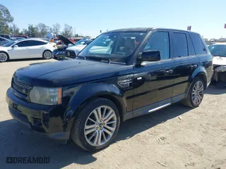 2013 Land Rover Range Rover Sport HSE LUX with VIN SALSK2D43DA761190, listed as a IAAI auction lot 41621909 with 122,407 mi miles. Bid and sale history available at carsss.com. Image 2.
