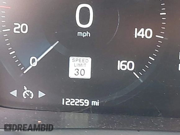 2016 Volvo XC90 T6 Momentum with VIN YV4A22PK0G1089068, listed as a IAAI auction lot 41819356 with 122,259 mi miles. Bid and sale history available at carsss.com. Image 15.