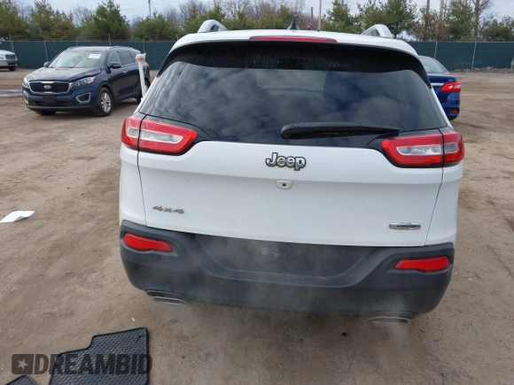 2015 Jeep Cherokee Latitude z VIN 1C4PJMCS9FW625521, wystawiony jako IAAI lot #41894602 z przebiegiem 112 865 mil mil oraz . Historia ofert i sprzedaży dostępna na DreamBid. Obrazek 16.