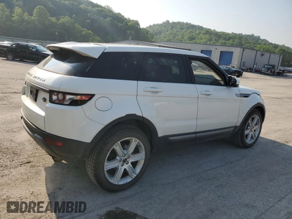 2015 Land Rover Range Rover Evoque Pure Plus with VIN SALVP2BGXFH072687, listed as a Copart auction lot 58975785 with 100,417 mi miles and Salvage title. Bid and sale history available at DreamBid. Image 3.