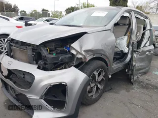 2020 Kia Sportage LX with VIN KNDPM3AC5L7759283, listed as a IAAI auction lot 41901056 with 71,123 mi miles and . Bid and sale history available at carsss.com. Image 6.