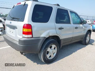 2004 Ford Escape XLT с VIN 1FMYU03104KB41636, выставлен на аукционе IAAI как лот 42489811 с пробегом 117 562 миль миль и . История ставок и продаж доступна на DreamBid. Изображение 4.