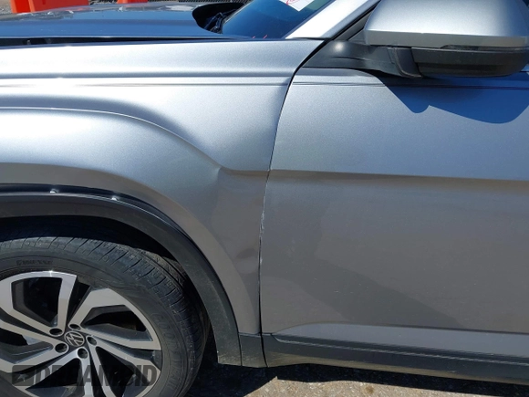2023 Volkswagen Atlas SE with VIN 1V2WR2CAXPC505406, listed as a IAAI auction lot 41718065 with 44,305 mi miles and . Bid and sale history available at DreamBid. Image 19.