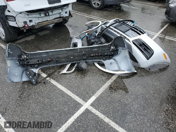 2020 Audi Q5 Premium Plus with VIN WA1BNAFY0L2037761, listed as a Copart auction lot 48557125 with 38,667 mi miles and Salvage Title. Bid and sale history available at carsss.com. Image 13.