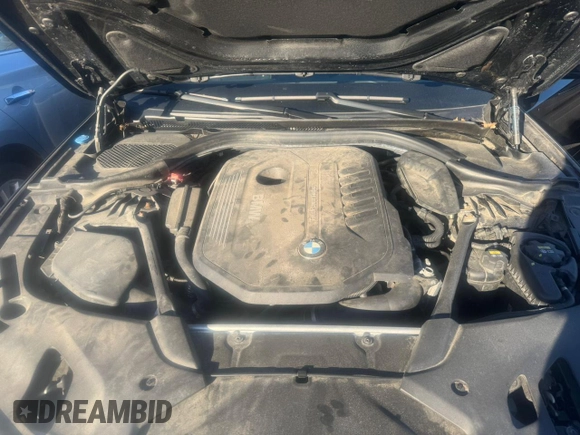 2017 BMW 5 Series 540i xDrive with VIN WBAJE7C36HG890783, listed as a Copart auction lot 88510725 with 128,332 mi miles and Clean title. Bid and sale history available at DreamBid. Image 7.