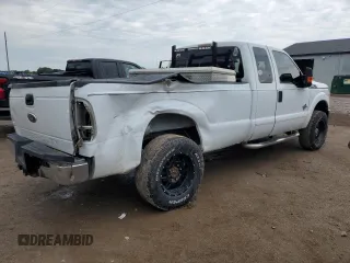 2013 Ford F-250 XL with VIN 1FT7X2BTXDEA73365, listed as a Copart auction lot 61913625 with 230,628 mi miles and Clean title. Bid and sale history available at DreamBid. Image 3.