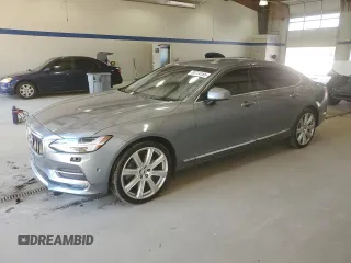 2018 Volvo S90 Inscription with VIN LVY992ML7JP019725, listed as a Copart auction lot 50724165 with 237,757 mi miles and Clean Title. Bid and sale history available at carsss.com. Image 1.