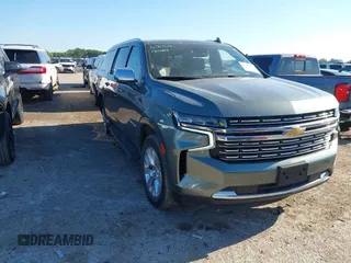 2023 Chevrolet Suburban Premier z VIN 1GNSKFKD9PR278771, wystawiony jako IAAI lot #42198380 z przebiegiem 55 359 mil mil oraz . Historia ofert i sprzedaży dostępna na DreamBid. Obrazek 1.