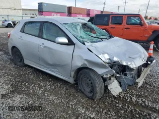 2009 Toyota Matrix S с VIN 2T1LE40E89C003801, выставлен на аукционе Copart как лот 56510195 с пробегом 179 987 миль миль и Списание • Salvage title. История ставок и продаж доступна на DreamBid. Изображение 4.