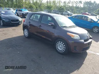 2013 Scion xD z VIN JTKKUPB43D1032021, wystawiony jako IAAI lot #42377496 z przebiegiem 117 414 mil mil oraz . Historia ofert i sprzedaży dostępna na DreamBid. Obrazek 1.