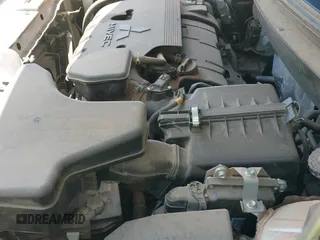 2019 Mitsubishi Outlander SE z VIN JA4AD3A37KZ035453, wystawiony jako IAAI lot #42654509 z przebiegiem 103 888 mil mil oraz . Historia ofert i sprzedaży dostępna na DreamBid. Obrazek 19.