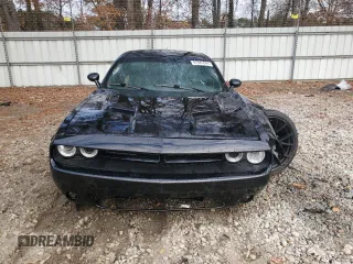 2017 Dodge Challenger SXT z VIN 2C3CDZAG3HH607149, wystawiony jako Copart lot #81941844 z przebiegiem 141 536 mil mil oraz Szkoda całkowita • Salvage title. Historia ofert i sprzedaży dostępna na DreamBid. Obrazek 5.
