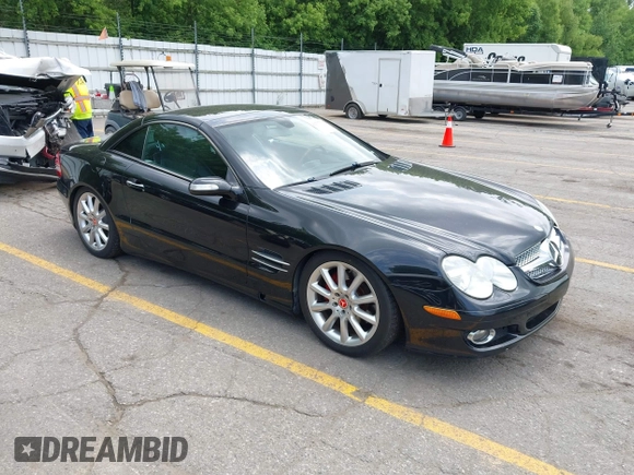 2007 Mercedes-Benz SL 550 with VIN WDBSK71F57F121921, listed as a IAAI auction lot 42537737 with 101,435 mi miles and . Bid and sale history available at DreamBid. Image 1.