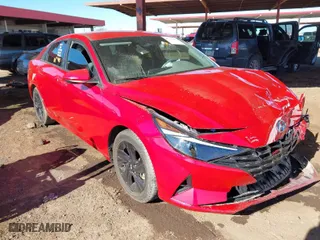 2021 Hyundai Elantra SEL with VIN 5NPLS4AGXMH016063, listed as a IAAI auction lot 41397487 with 47,559 mi miles. Bid and sale history available at carsss.com. Image 1.