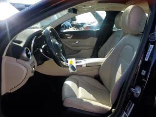 2019 Mercedes-Benz C 300 with VIN 55SWF8EBXKU285584, listed as a Copart auction lot 79055394 with 74,180 mi miles and Salvage Title. Bid and sale history available at DreamBid. Image 7.