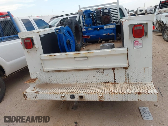 2015 Ford F-350 с VIN 1FD7X3E68FEA71639, выставлен на аукционе IAAI как лот 42293331 с пробегом 175 361 миль миль и . История ставок и продаж доступна на DreamBid. Изображение 16.