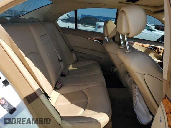 2008 Mercedes-Benz E-Class Luxury 3.5L with VIN WDBUF56X98B267492, listed as a Copart auction lot 48889405 with 151,976 mi miles and Salvage Title. Bid and sale history available at carsss.com. Image 10.