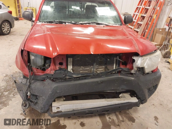 2014 Toyota Tacoma with VIN 5TFNX4CN0EX040271, listed as a IAAI auction lot 41548600 with 164,516 mi miles and . Bid and sale history available at DreamBid. Image 6.