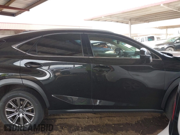 2018 Lexus NX 300 z VIN JTJYARBZ2J2099908, wystawiony jako IAAI lot #41723113 z przebiegiem 70 877 mil mil oraz . Historia ofert i sprzedaży dostępna na DreamBid. Obrazek 13.