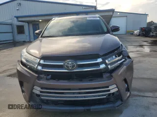 2017 Toyota Highlander Limited with VIN 5TDYZRFH3HS228058, listed as a Copart auction lot 62034005 with 140,250 mi miles and Salvage title. Bid and sale history available at DreamBid. Image 5.