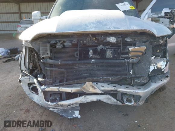 2011 Ford F-250 XL with VIN 1FT7W2BT8BEA73610, listed as a IAAI auction lot 41358875 with 261,563 mi miles and . Bid and sale history available at DreamBid. Image 6.