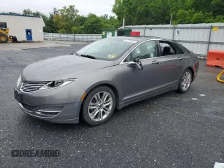 2014 Lincoln MKZ Hybrid with VIN 3LN6L2LU0ER826264, listed as a Copart auction lot 61228035 with 66,857 mi miles and Salvage title. Bid and sale history available at DreamBid. Image 1.