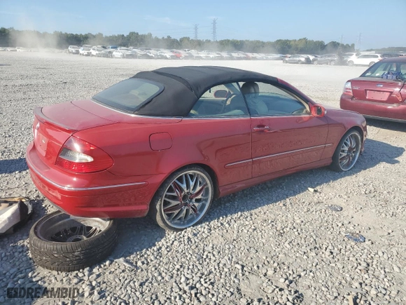 2006 Mercedes-Benz CLK-Class 5.0L with VIN WDBTK75G36T064836, listed as a Copart auction lot 68980484 with 8,364 mi miles and Salvage Title. Bid and sale history available at carsss.com. Image 3.