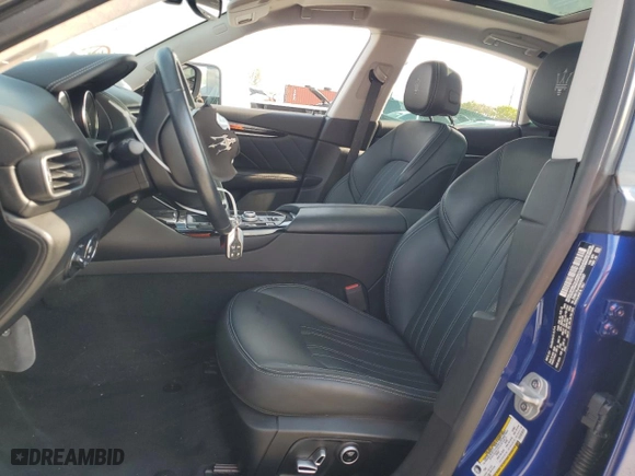 2022 Maserati Levante GT with VIN ZN661XUA4NX403057, listed as a Copart auction lot 66215414 with 0 mi miles and Non Repairable. Bid and sale history available at carsss.com. Image 7.