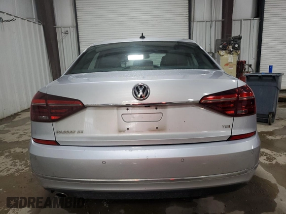 2018 Volkswagen Passat SE with VIN 1VWBA7A35JC016506, listed as a Copart auction lot 61044895 with 95,168 mi miles and Salvage title. Bid and sale history available at DreamBid. Image 6.